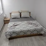 Ioanna κοντά στη θάλασσα. Apartamento